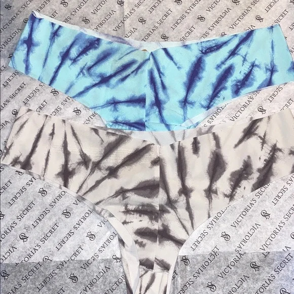 PINK Victoria’s Secret Tie Dye No Show Thongs - Picture 4 of 6
